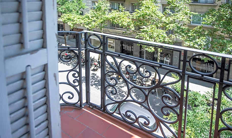 You Stylish Diagonal Apartments