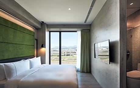 Deluxe River View Double Bed