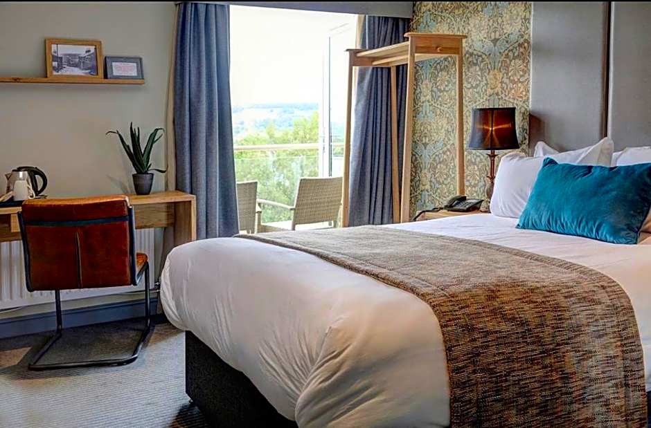 The New Hobbit Hotel Rooms