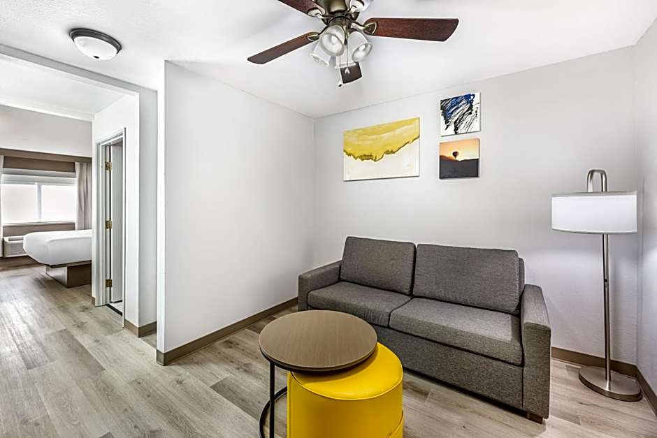 Comfort Suites Albuquerque/North Journal Center