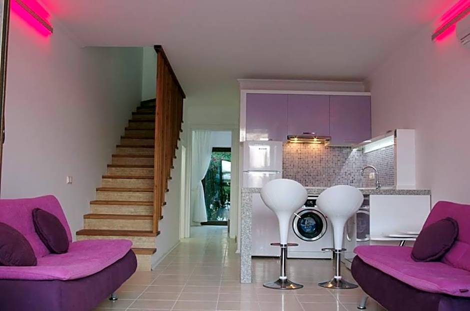 Photo 1 of 2 of Deluxe Studio