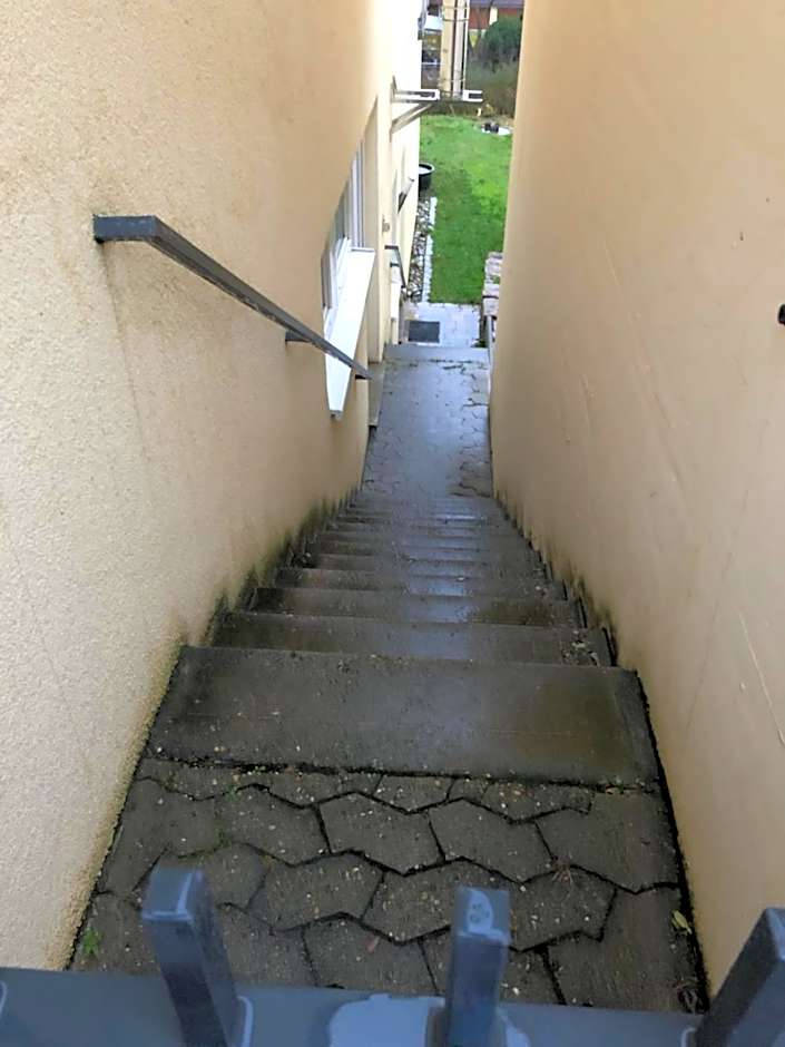 Für aktive Reisende mein Aparthotel Ochsenfurt mit Terrasse, ideal for long stay, relocation