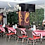 Zip Lounge & Apartments