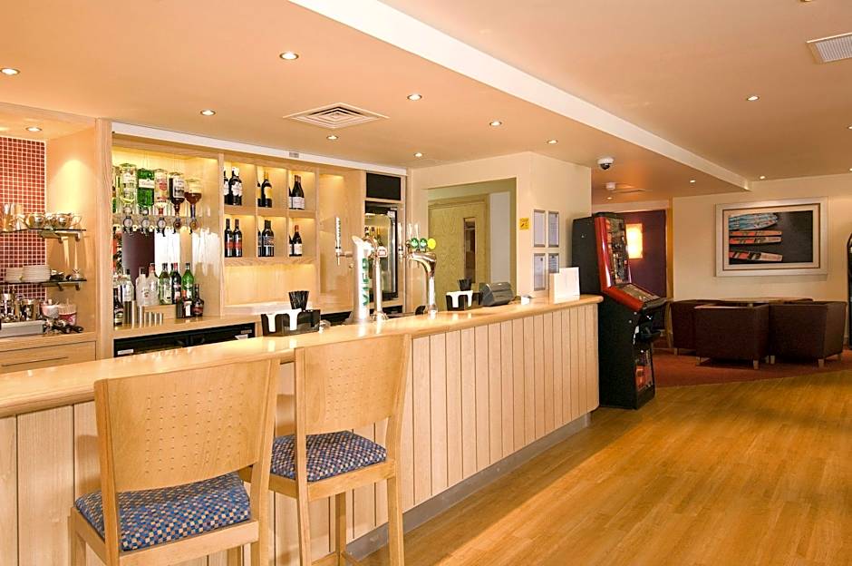 Premier Inn Cambridge - A14 J32