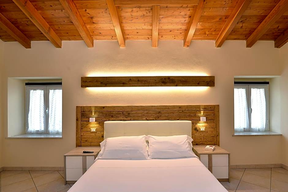 Antiche Rive Holidays Apartments