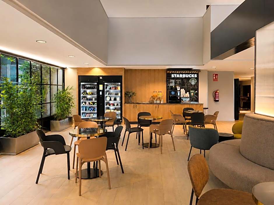Hotel Chamartin The One