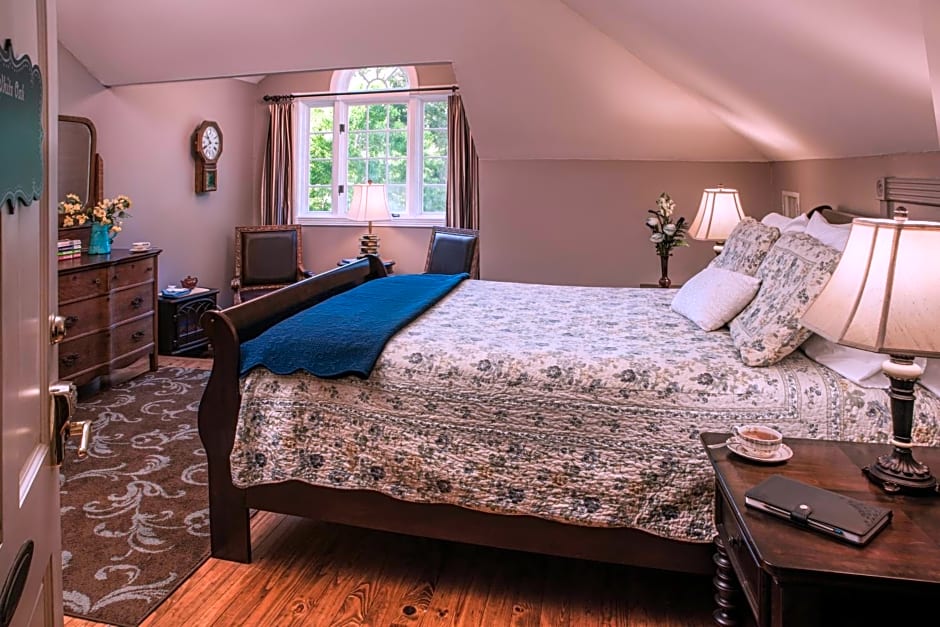 White Oak Manor Bed and Breakfast