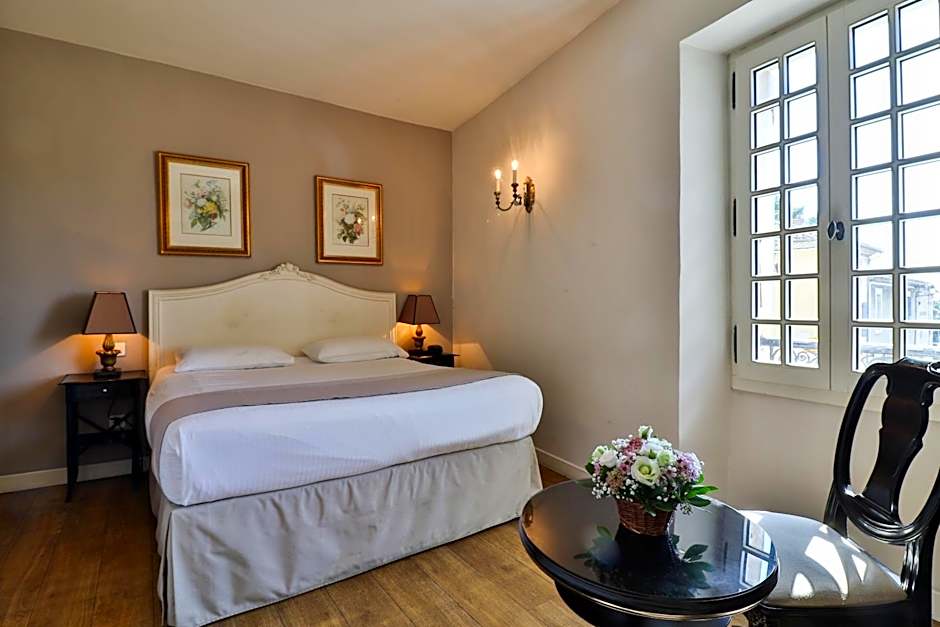 Hotel Du Midi
