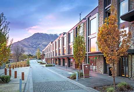DoubleTree By Hilton Queenstown