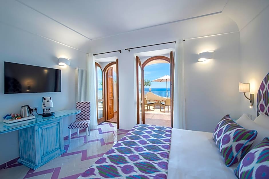 Photo 1 of 13 of Executive, Sea View, Terrace