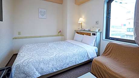 Deluxe Double Room Smoking, E Cigarette