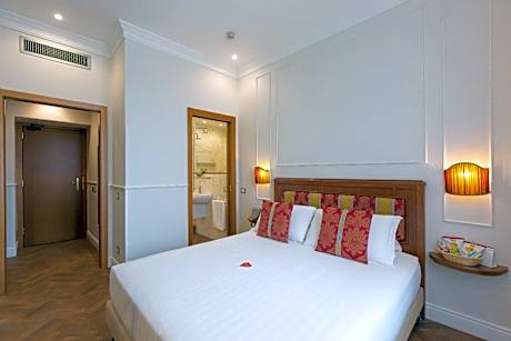 Classic Double or Twin Room