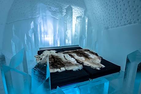 Ice Triple Room
