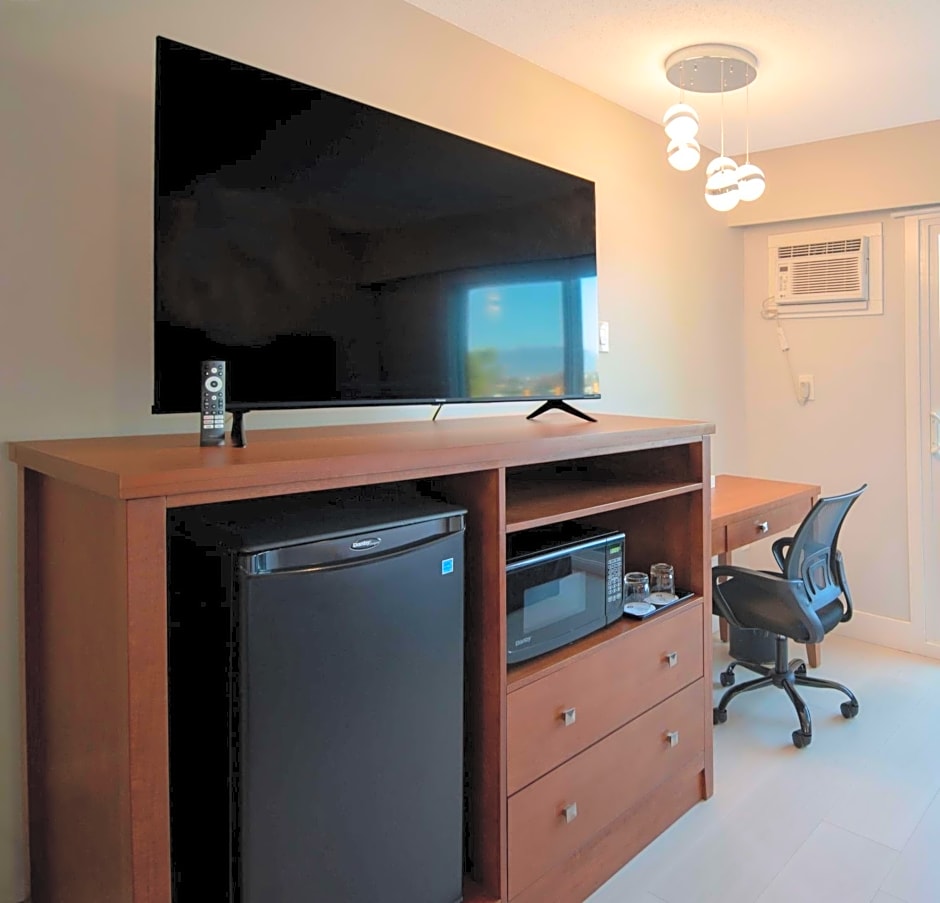 Coast Metro Vancouver Hotel
