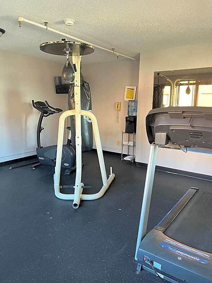 Ramada by Wyndham Cedar Rapids South