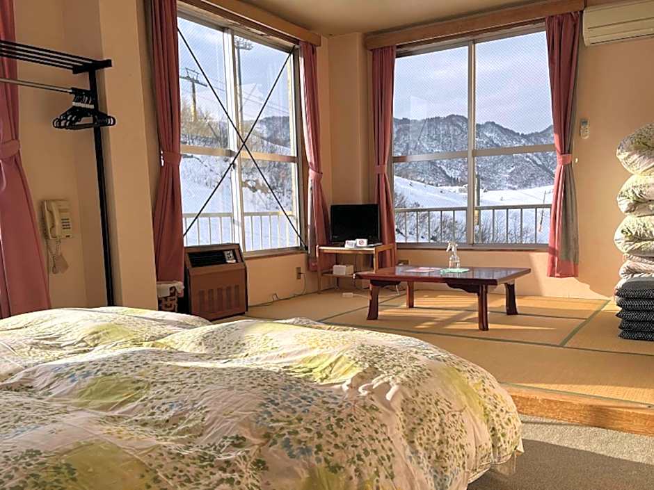 Ishiuchi Ski Center