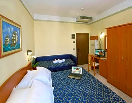 Executive Quadruple Room