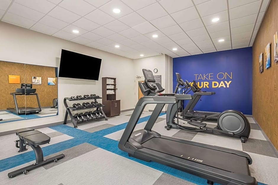 Comfort Inn & Suites