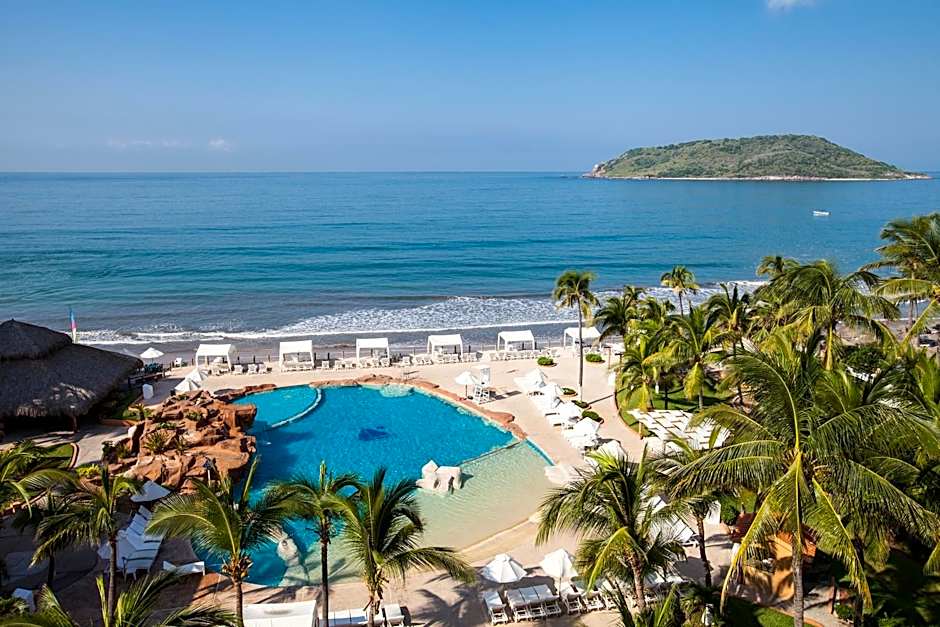 Costa de Oro Beach Hotel