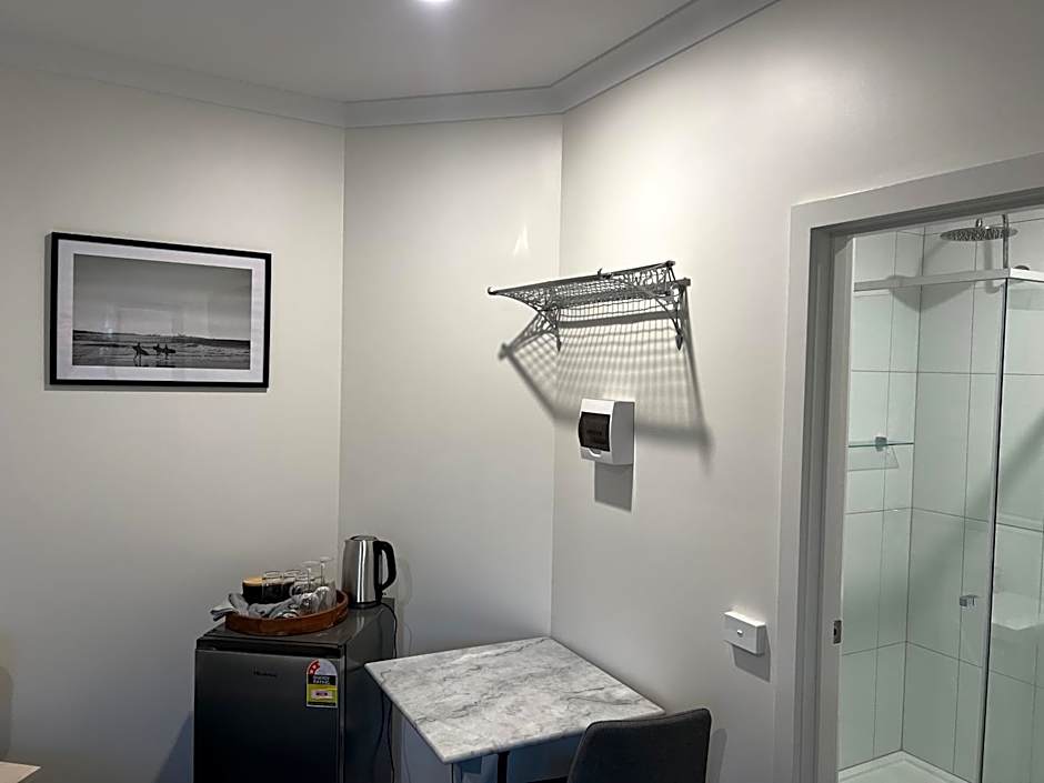 BENDIGO BOTANIC MOTEL- King Beds