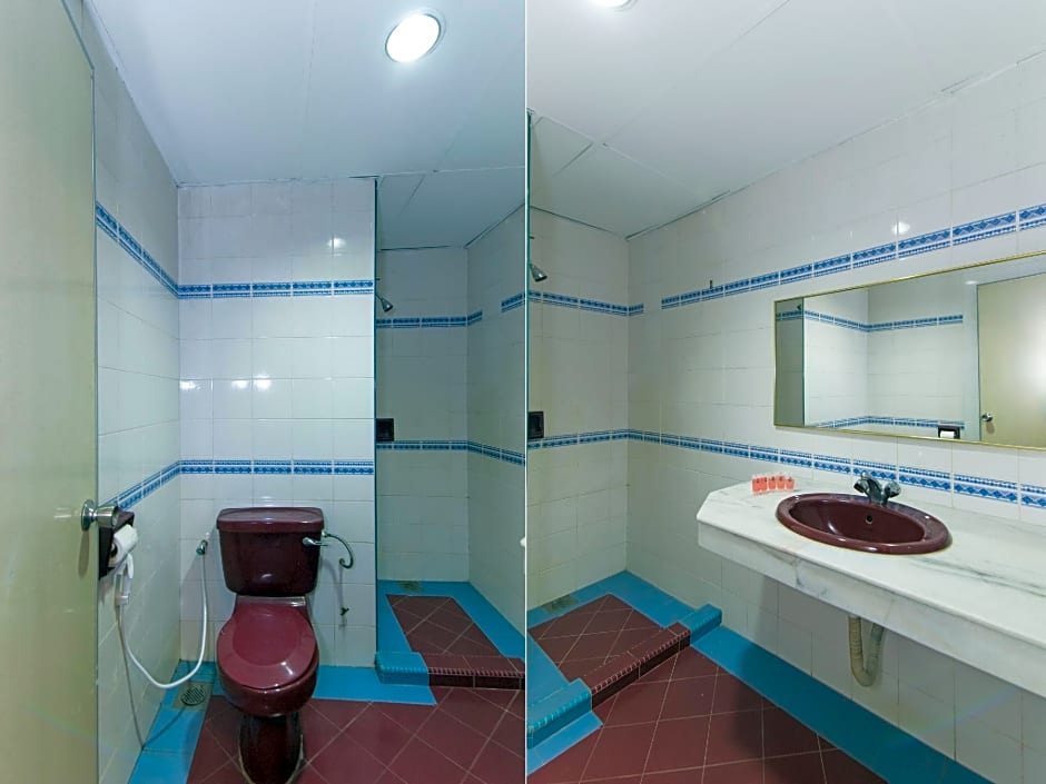 Super OYO 473 Comfort Hotel 2