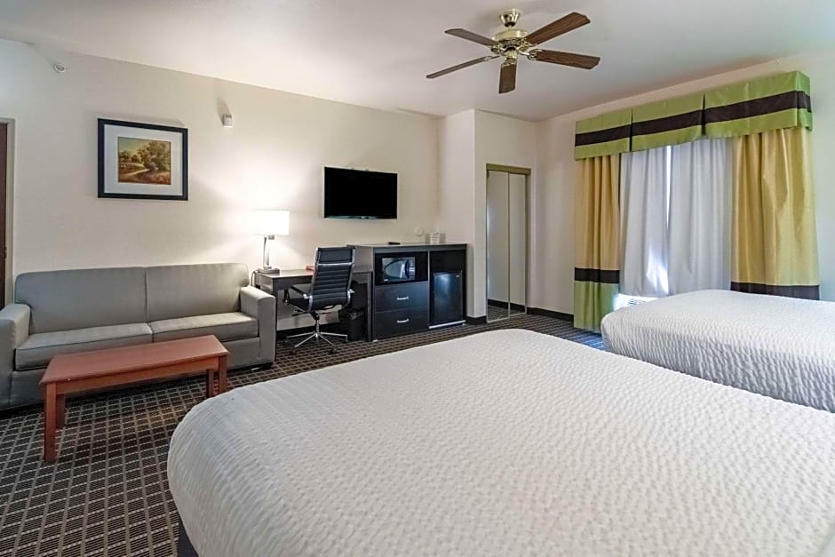 Clarion Inn & Suites Weatherford South