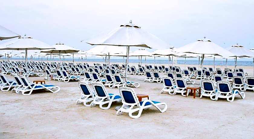 Ramada Hotel & Suites by Wyndham Ajman