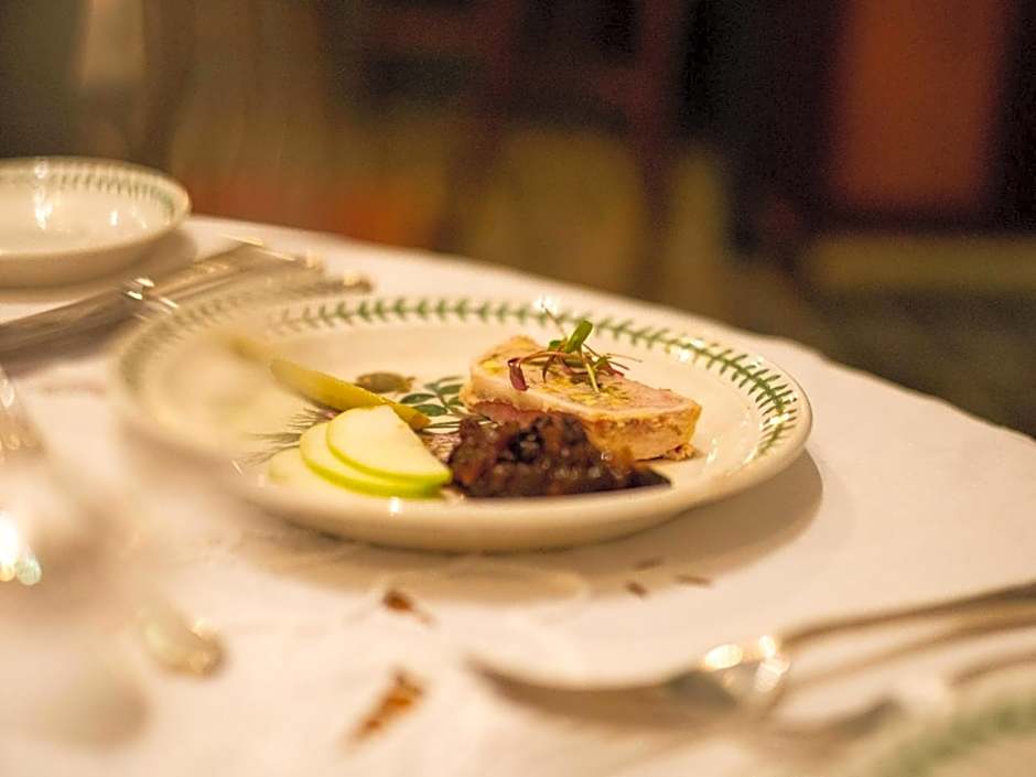 Marrian George Hotel