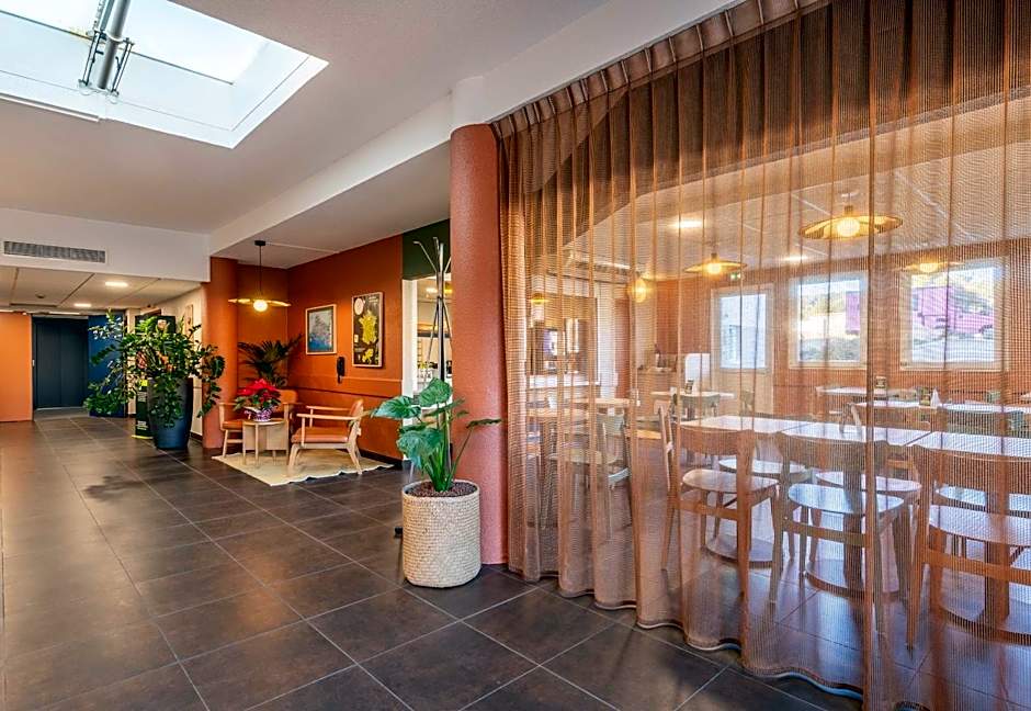 B&B HOTEL Aix-en-Provence Meyreuil Sainte-Victoire