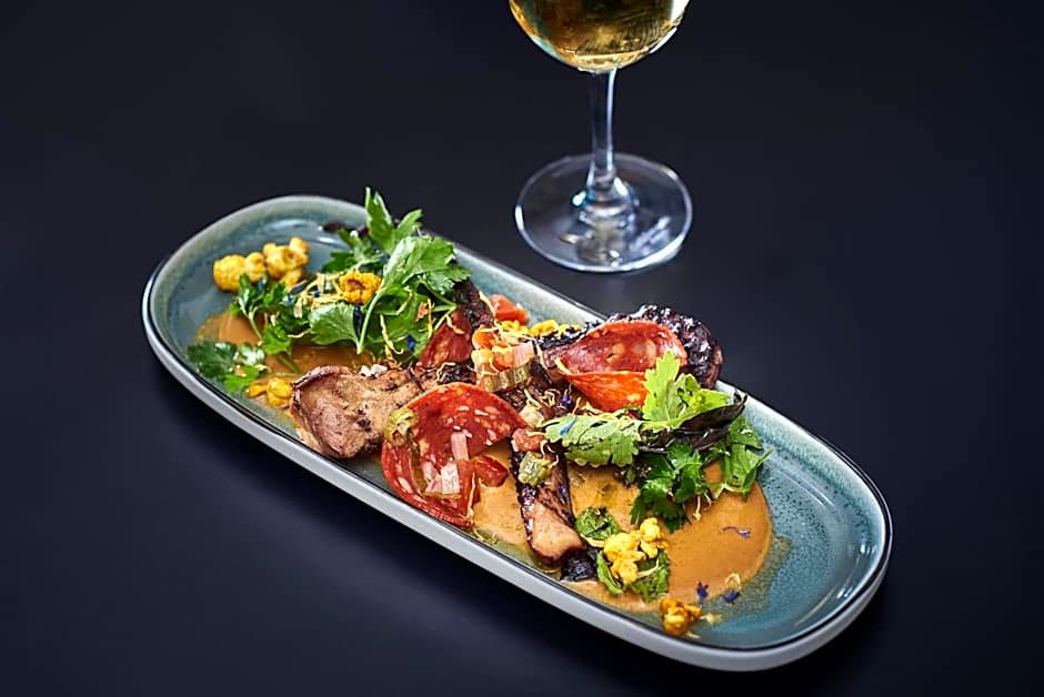 Hotel Gatsby by HappyCulture