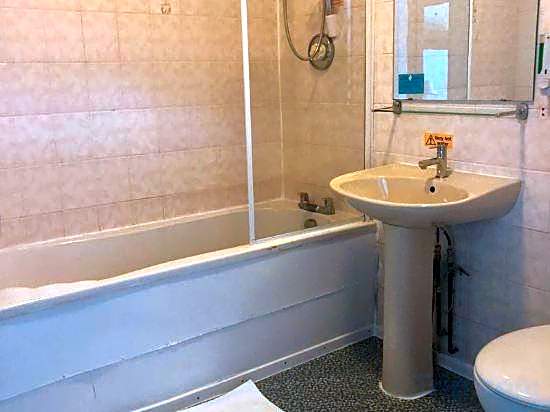 OYO Star Hotel South Leicester