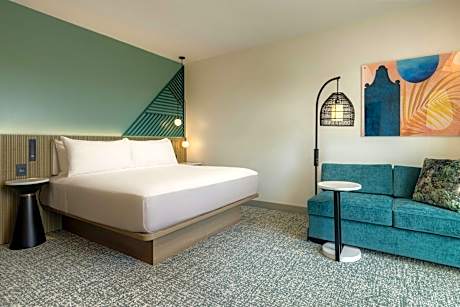 superior, guest room, 1 king, sofa bed, pool view, balcony