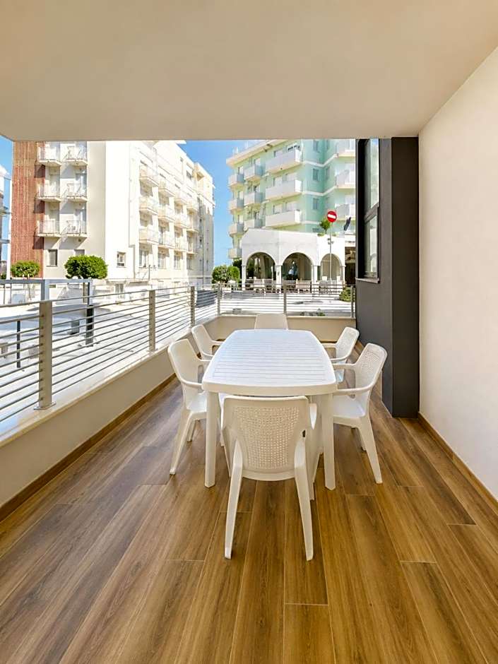 Marina Dream Beach Apartments with Sea View Terrace - Agenzia Cocal