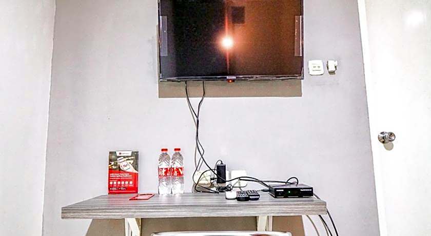 RedDoorz @ Citraland Surabaya