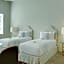 Room & Vespa Suite 4