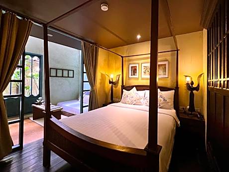 Suite with Garden Terrace