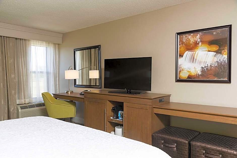 Hampton Inn By Hilton Mt. Pleasant