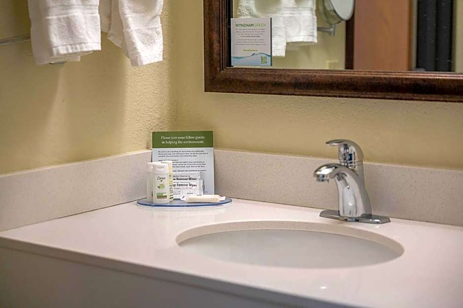 AmericInn by Wyndham Red Wing