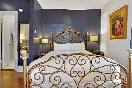 Suite with City View
