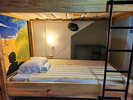 Bed in 4-Bed Mixed Dormitory Room