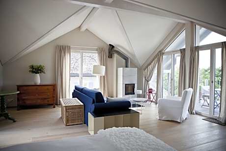 Loft Apartment with Large Balcony