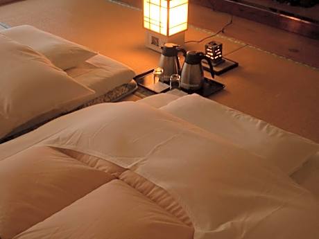 Japanese-Style Room