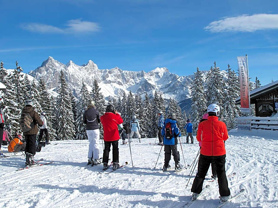 Hotel Dachstein