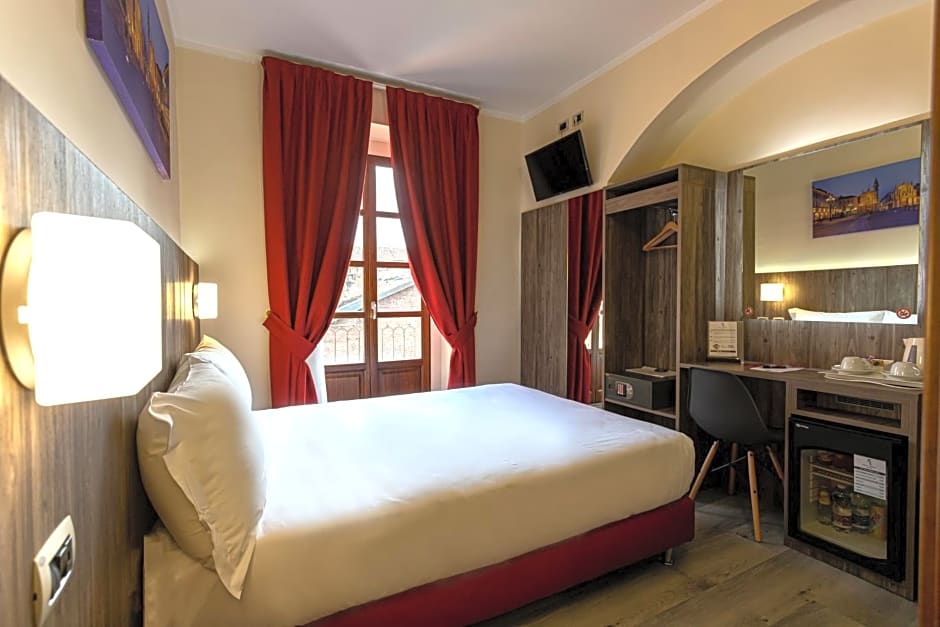 Hotel Urbani