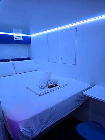 Modulo Deluxe XXL en habitacion compartido mixta de 3 modulos