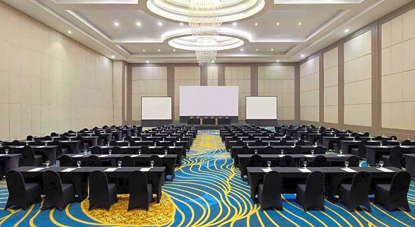 Grand Mercure Solo Baru