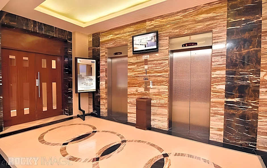 Rocky Plaza Hotel Padang