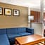 Comfort Suites Speedway - Kansas City