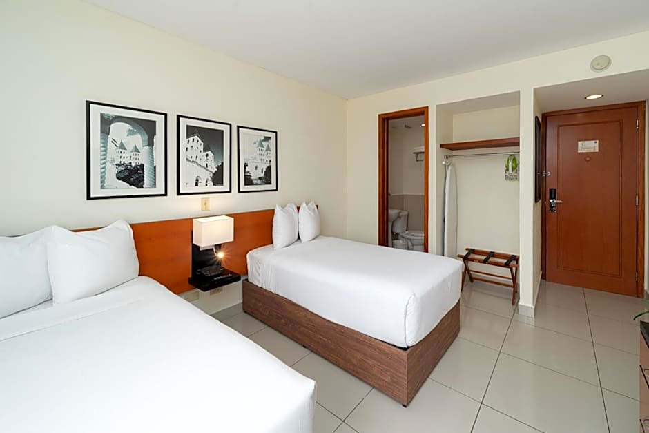 Comfort Inn Real San Miguel