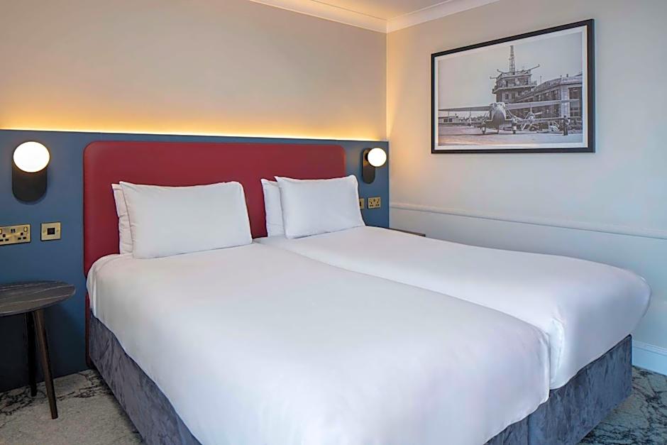 London Croydon Aerodrome Hotel By Sunday